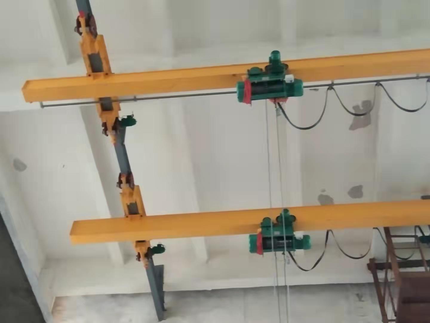 新余項(xiàng)目電動單梁懸掛起重機(jī)2